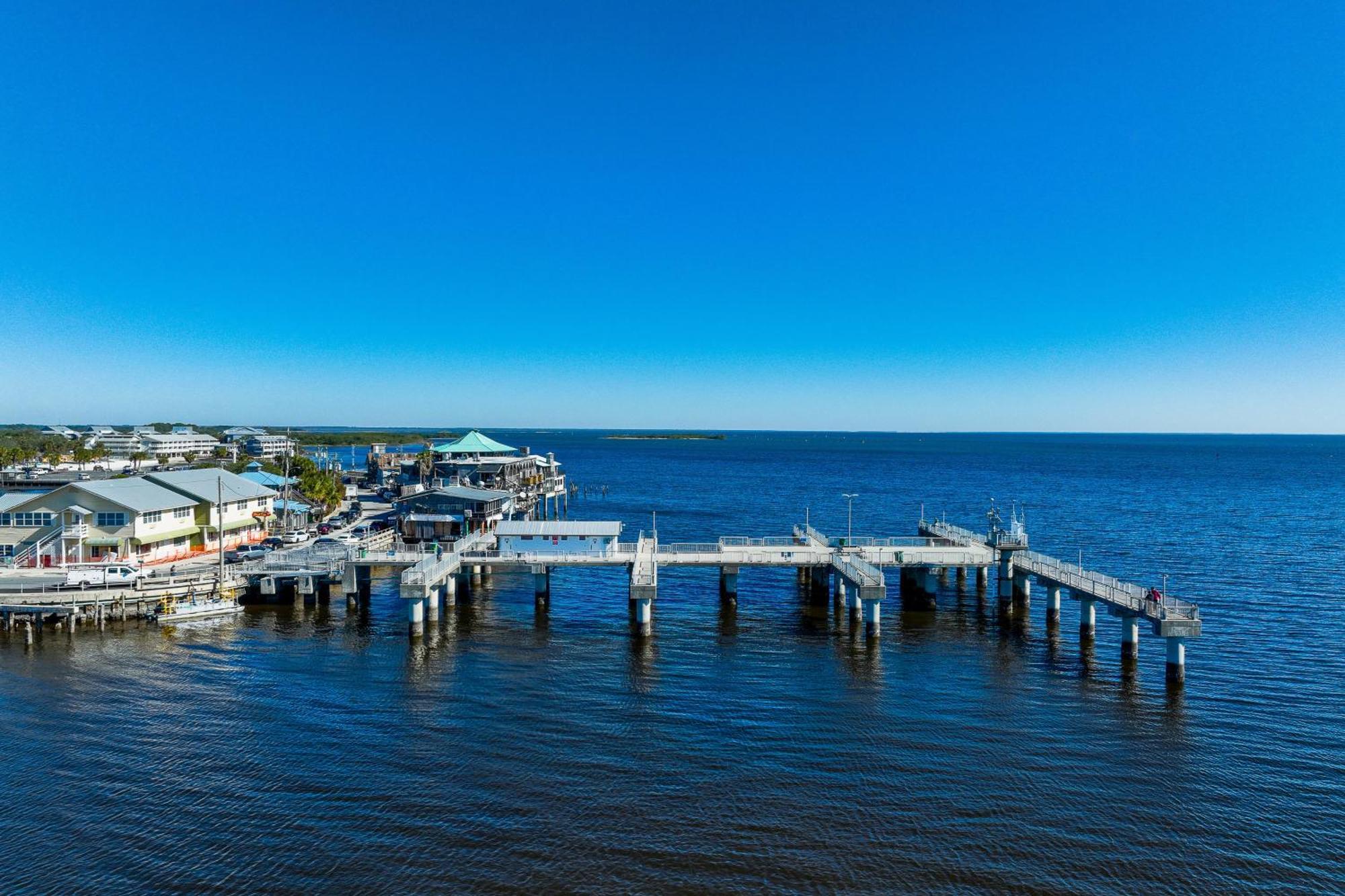 Beachfront Cedar Key Retreat With Pool Access! Dış mekan fotoğraf